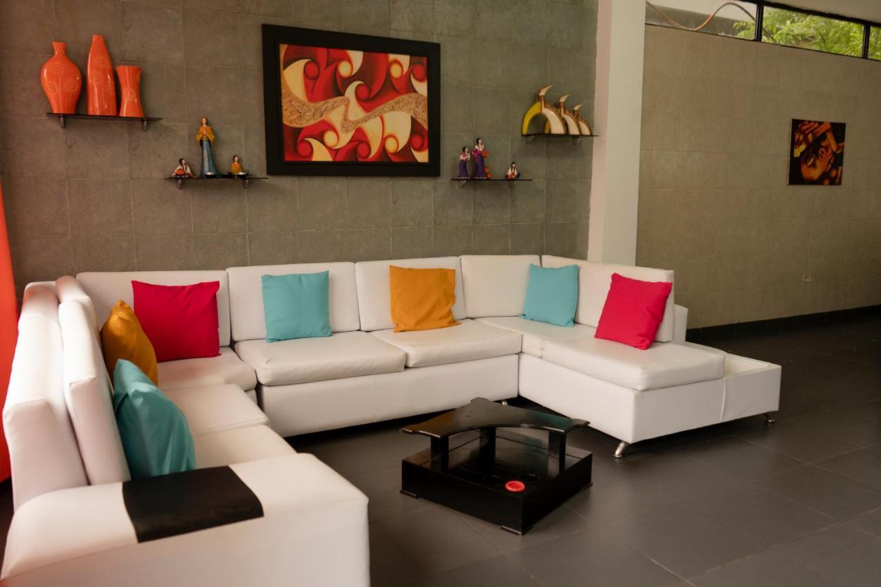 RinaKawsay - ViveViajando HERMOSO Apartamento completamente amoblado en TENA Exterior foto